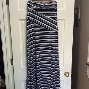 Thyme & Honey striped front slit long skirt